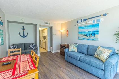 Beautifully Decorated Direct Oceanfront 1 bedroom 1 bath Perfect for 6 - image 7