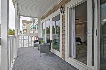 Surfside Beach Couples Retreat with Balcony! - image 14