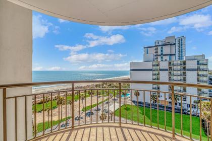 Ocean View Double Suite! Sleeps 4 Meridian Plaza 705 - image 15