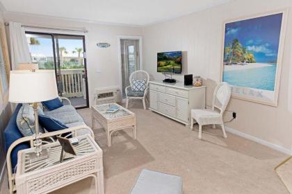 APATB IV G126 2BR 2BA Ocean View Condo near popular Shore Drive - image 1