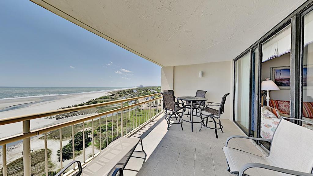 Ocean Creek South Tower KK9 2BR 2BA Oceanfront Condo - image 4