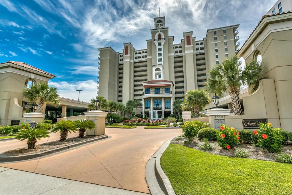 Sound Wind 402 with Oceanfront Balcony - main image