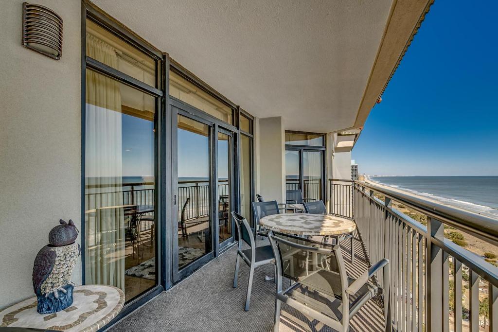 Penthouse Condo in South Wind Resort - image 6