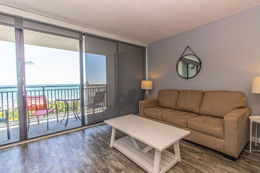 Modern Oceanfront Double Queen Apartment Sleeps 6! Ocean Forest Plaza 607 - image 2