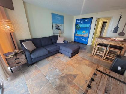 Oceanview 1 Bedroom Suite Landmark Resort 548 Perfect for a couple or party of 4 - image 3