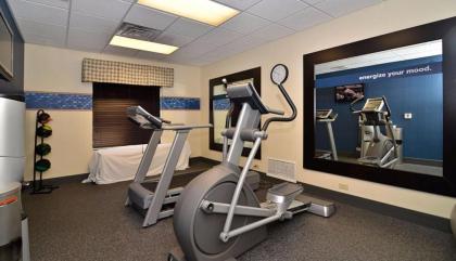 Hampton Inn & Suites Nacogdoches - image 11