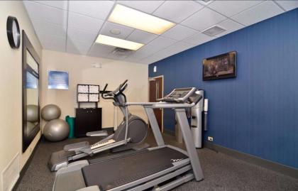 Hampton Inn & Suites Nacogdoches - image 9