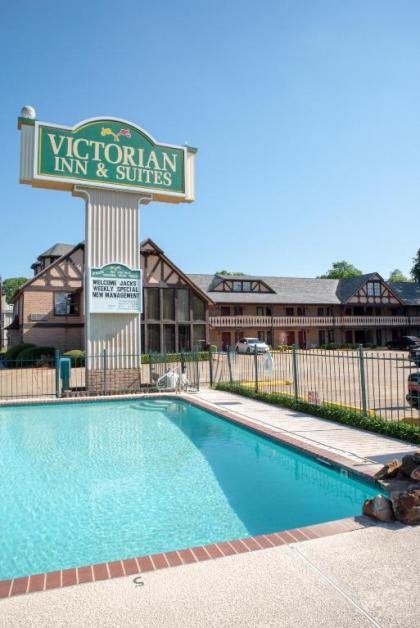 Victorian Inn & Suites - image 7