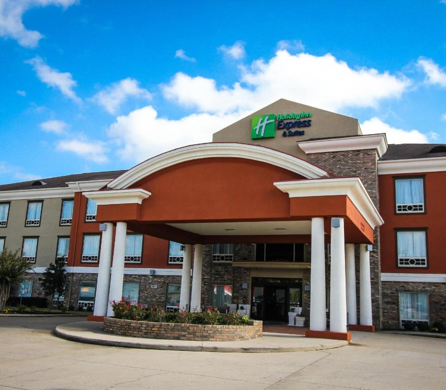 Holiday Inn Express Hotel & Suites Nacogdoches an IHG Hotel - main image