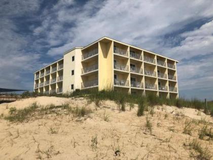 Surf Side Hotel - image 3