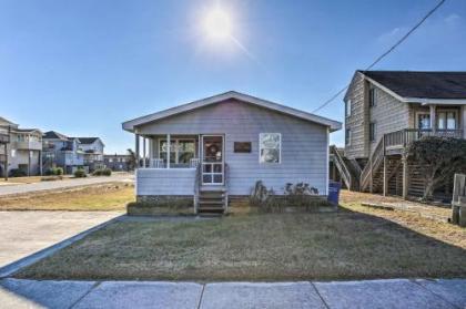 Nags Head Cottage with Deck   1 Block to Beach