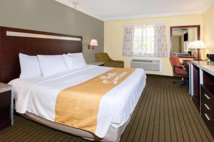 Days Inn by Wyndham Nanuet / Spring Valley - image 2