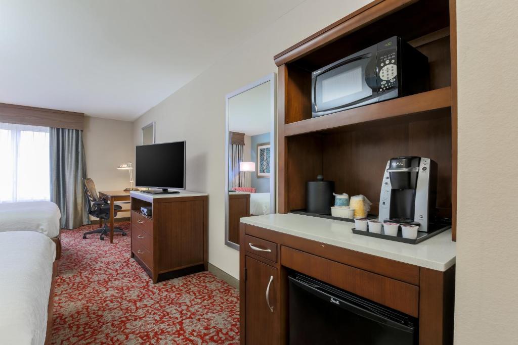 Hilton Garden Inn Nanuet - image 6