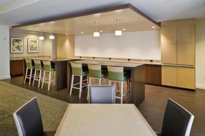 DoubleTree by Hilton Nanuet - image 12