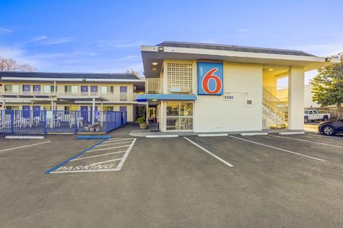 Motel 6-Napa CA - main image