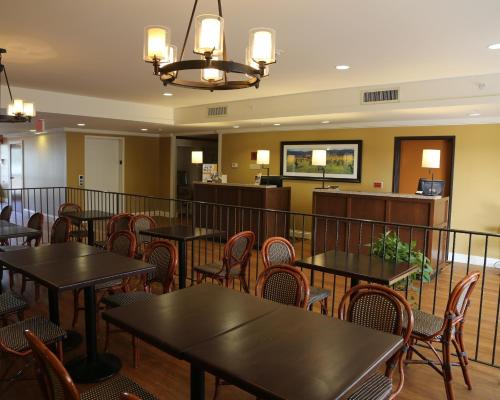 Napa Winery Inn - image 3