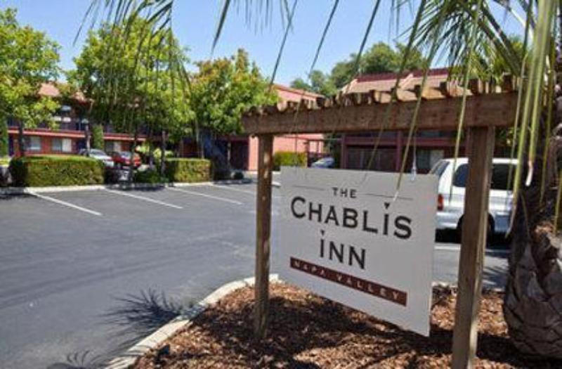 Chablis Inn - image 2