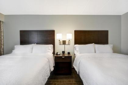 Hampton Inn Chicago-Naperville - image 13