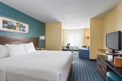 Fairfield Inn & Suites Naperville/Aurora - image 14