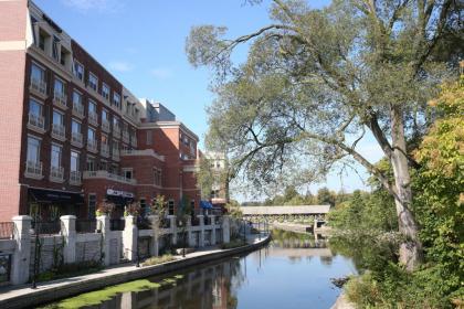 Hotel Indigo Naperville Riverwalk an IHG Hotel - image 9