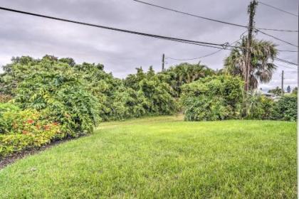 Naples Family Home - Walk to Vanderbilt Beach! - image 4