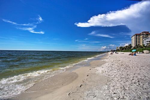 Superb Naples Home with Den and Private Saltwater Pool! - image 5