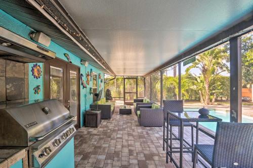 Naples Home - Outdoor Kitchen and Private Pool! - image 4