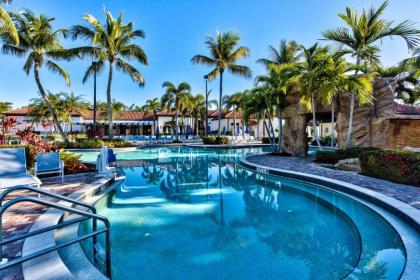 Vacation Rental Suites in Pristine Naples Florida - image 9