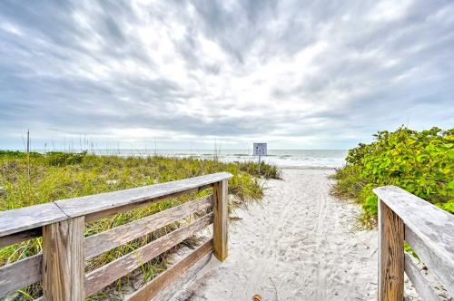 Naples Home with Pool about 1 Mi to Bluebill Beach! - main image