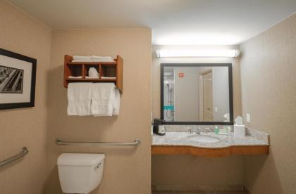 Hampton Inn Nashua - image 10