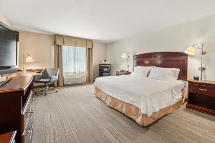 Hampton Inn Nashua - image 12