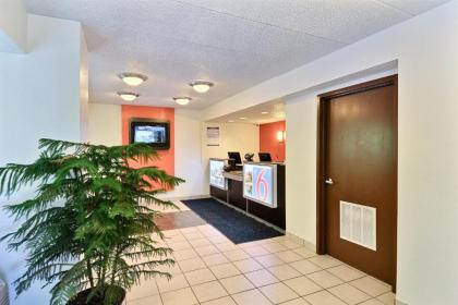 Motel 6-Nashua NH - South - image 11