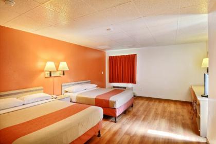 Motel 6-Nashua NH - image 9