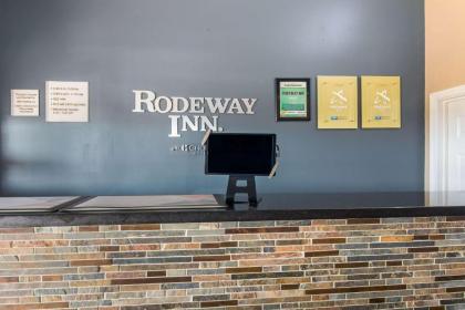 Rodeway Inn - image 7