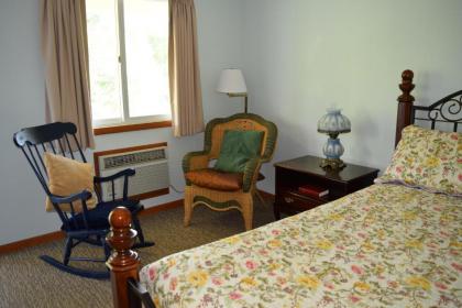 Green Valley Motor Lodge - image 14