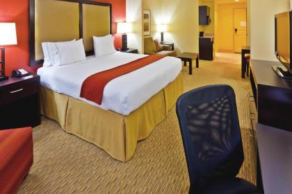 Holiday Inn Express Nashville-Opryland an IHG Hotel - image 5