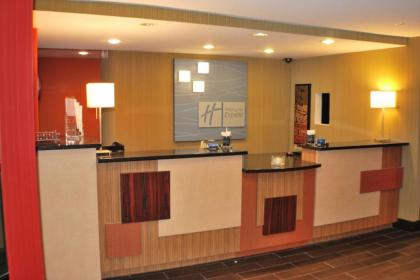 Holiday Inn Express Nashville W-I40 an IHG Hotel - image 3