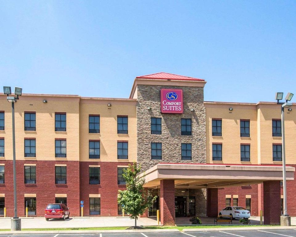 Comfort Suites Nashville - main image