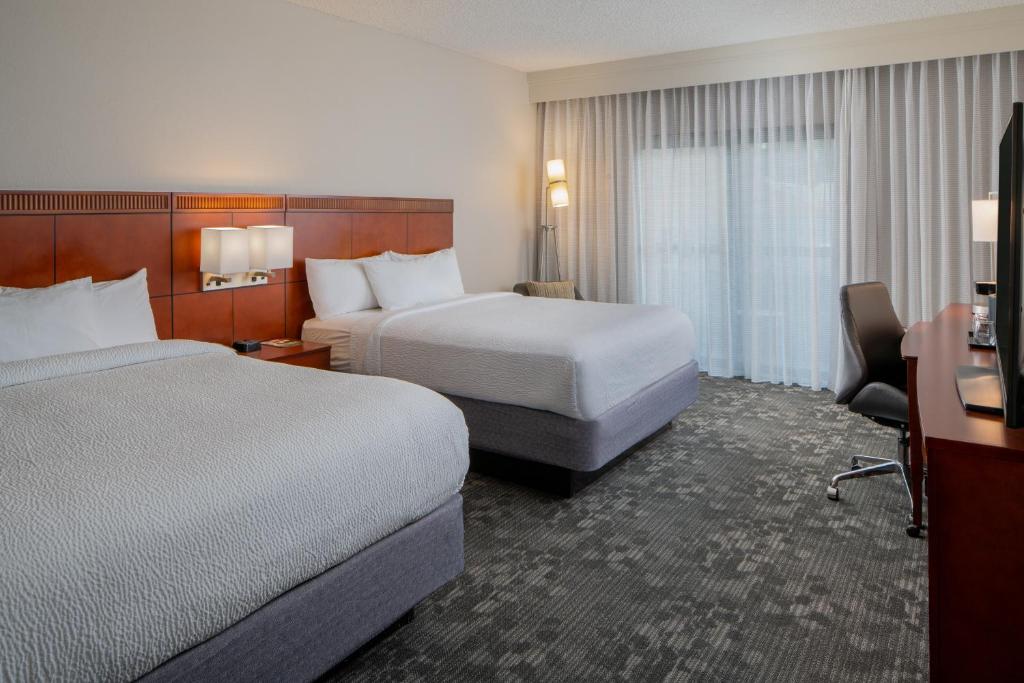 Courtyard by Marriott Nashville Airport - main image