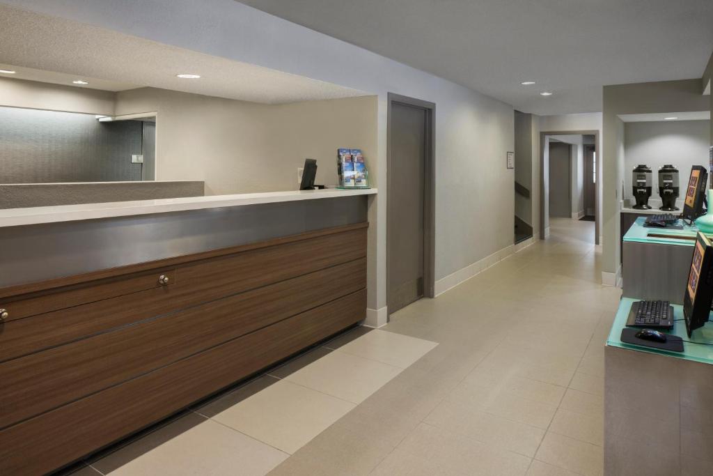 Residence Inn by Marriott Nashville Airport - image 4