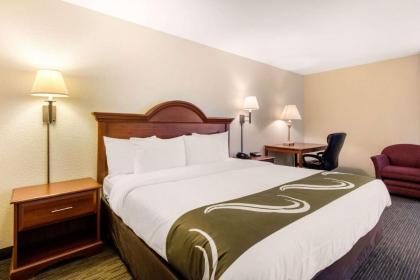 Quality Inn Opryland Area - image 5