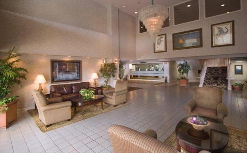 Ramada by Wyndham Nashville/Music Valley - image 3