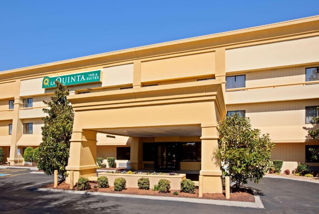 La Quinta by Wyndham Nashville Airport - main image