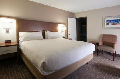 Holiday Inn Express & Suites Nashville-I-40 & I-24(Spence Lane) an IHG Hotel - image 4