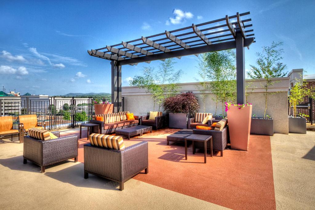 Courtyard by Marriott Nashville Green Hills - image 3