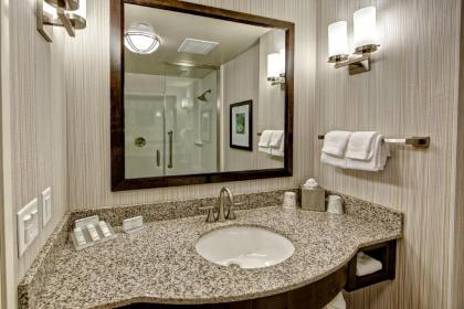 Hilton Garden Inn Nashville Downtown/Convention Center - image 4