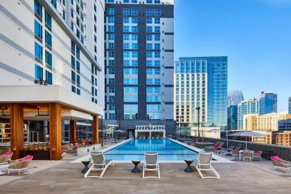 Residence Inn by Marriott Nashville Downtown/Convention Center - image 4