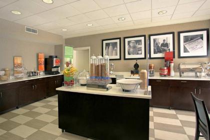 Hampton Inn Natchitoches - image 13