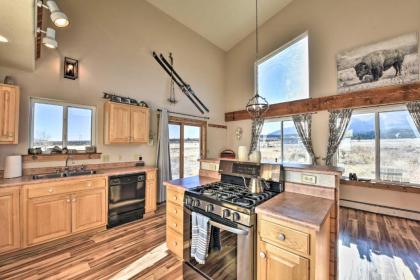 Remodeled Nathrop Getaway with Collegiate Peak Views - image 9