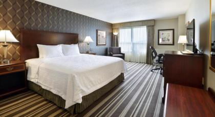 Hampton Inn Boston-Natick - image 10